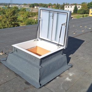 Wyłaz dachowy - świetlik poliwęglanowy 70x70 cm PC16 H20 PCV